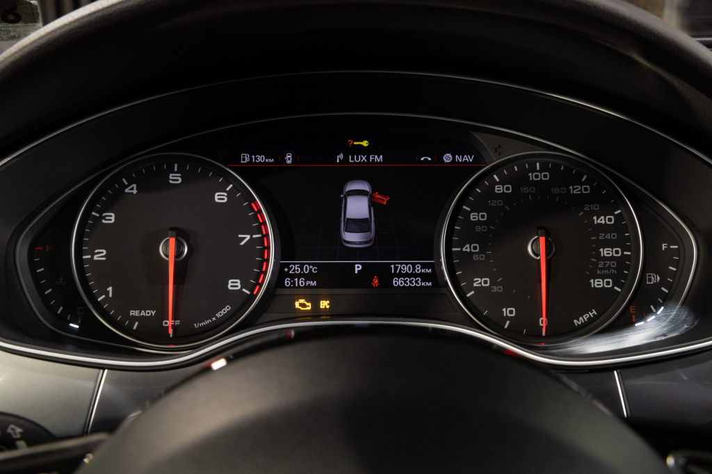 Audi A6 Premium Plus photo 12