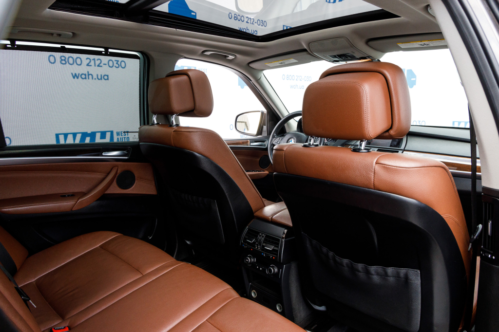 BMW X5 xDrive 35і 2011 фото 17