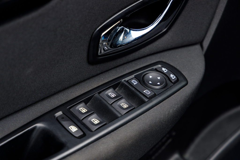 Renault Megane Scenic 2014 фото 19