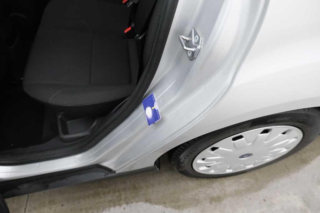 Ford Focus Tunier 2017 фото 30