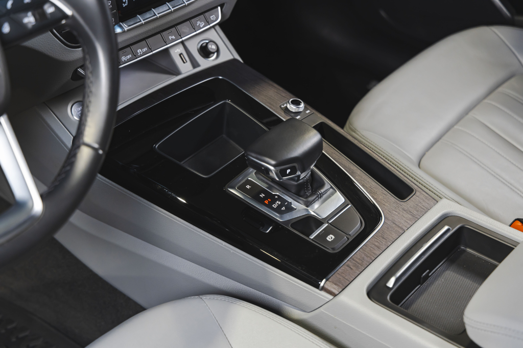 Audi Q5 2020 photo 32