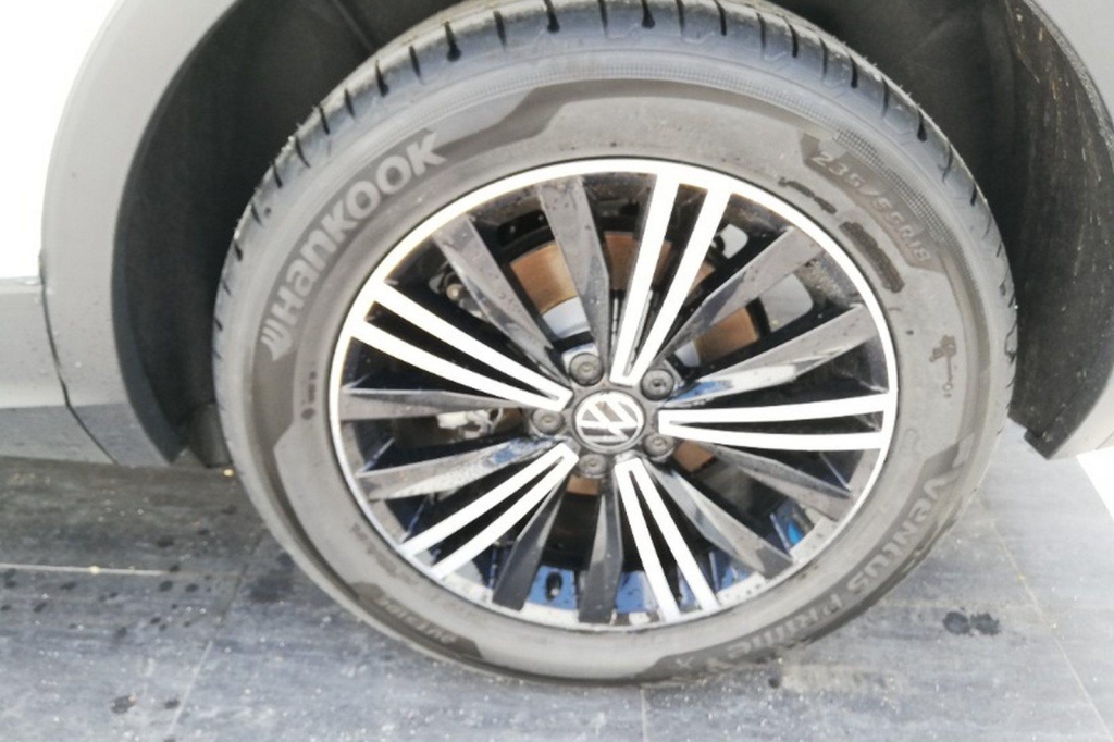 Volkswagen New Tiguan 2021 photo 1