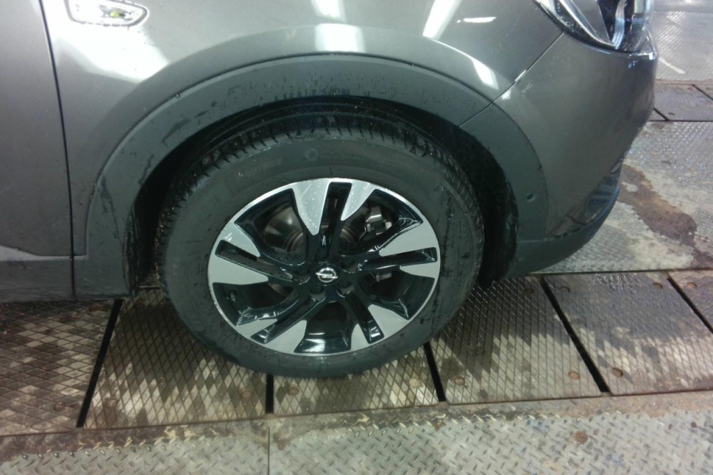 Opel Grandland X 2020 фото 10