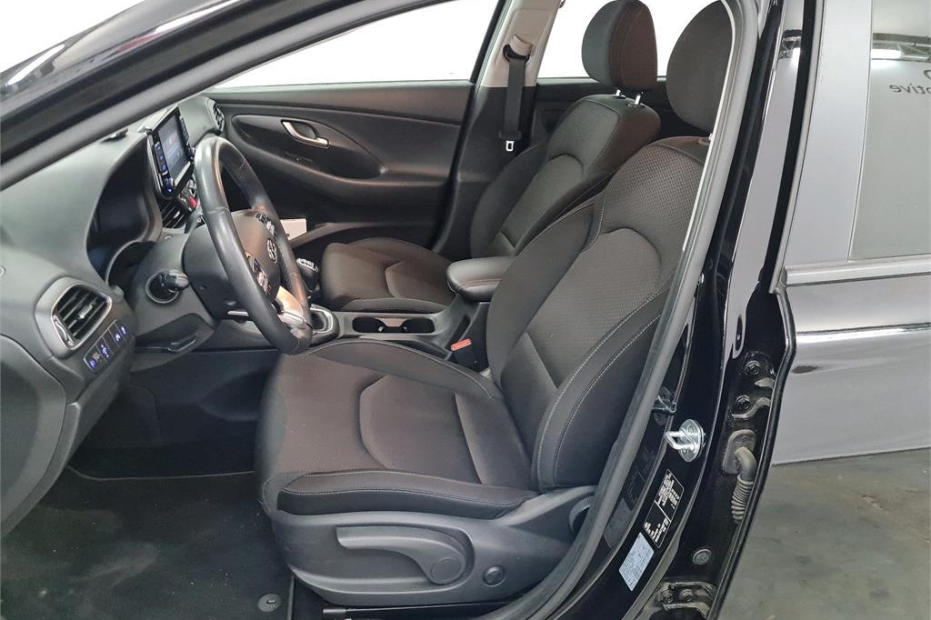 Hyundai i30 2017 photo 2