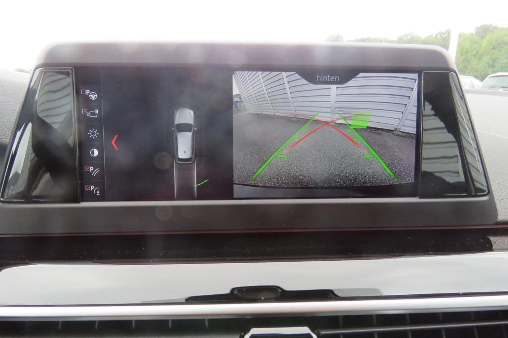 BMW 5er Touring 2019 photo 5