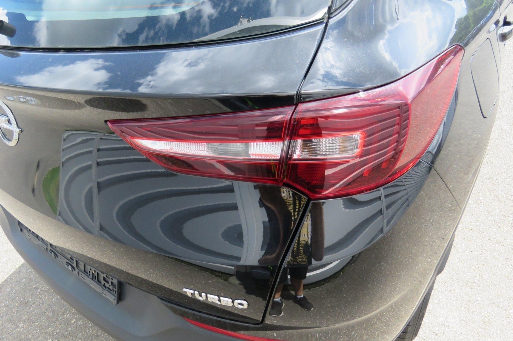 Opel Grandland X 2019 photo 19