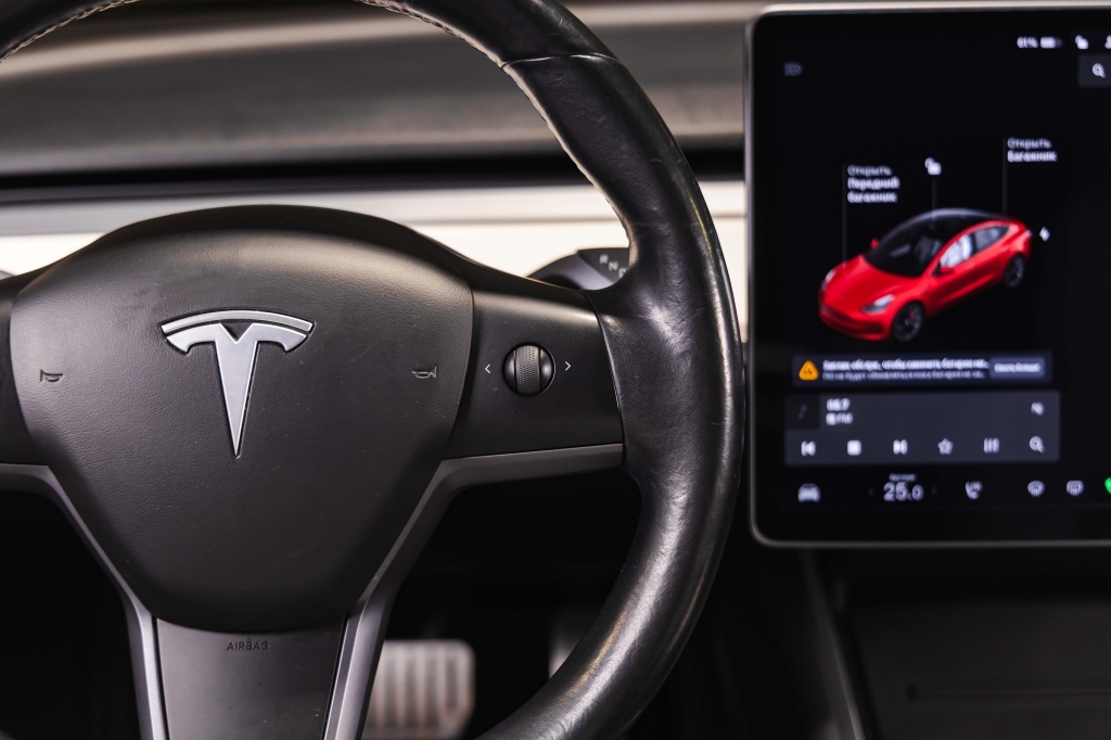 Tesla Model 3 Long Range Performance 2018 photo 20