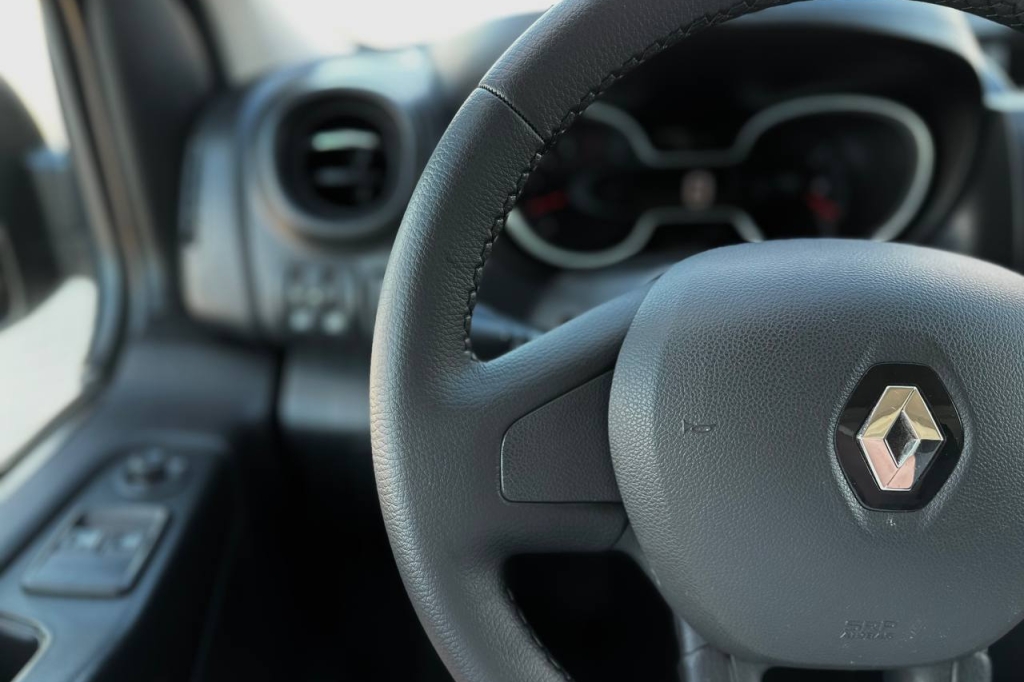 Renault Trafic 2020 фото 10