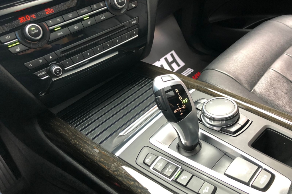 BMW X5 2014 фото 9