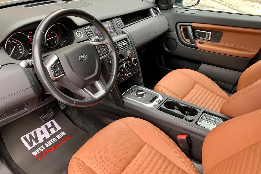 Land Rover Discovery Sport 2017 photo 13