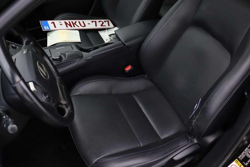 Lexus CT 2016 фото 18