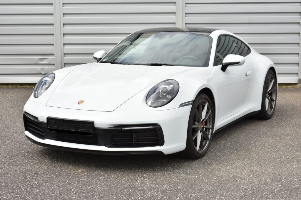 Porsche 992 2021 фото 3