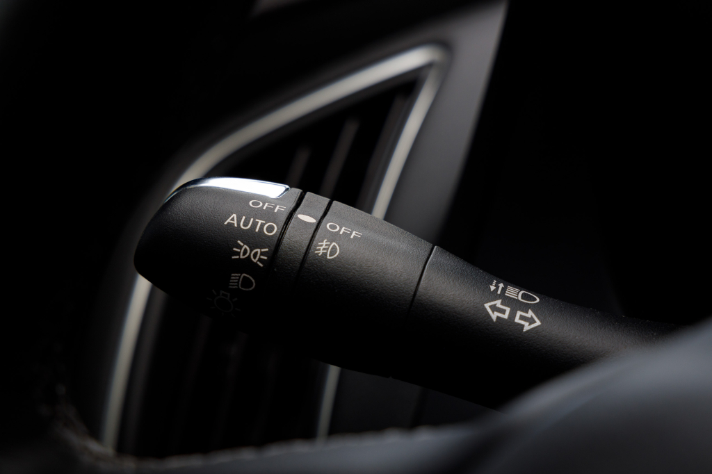 Infiniti Q50 photo 12