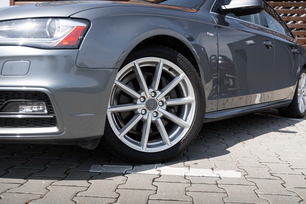 Audi A4 S line 2014 photo 1