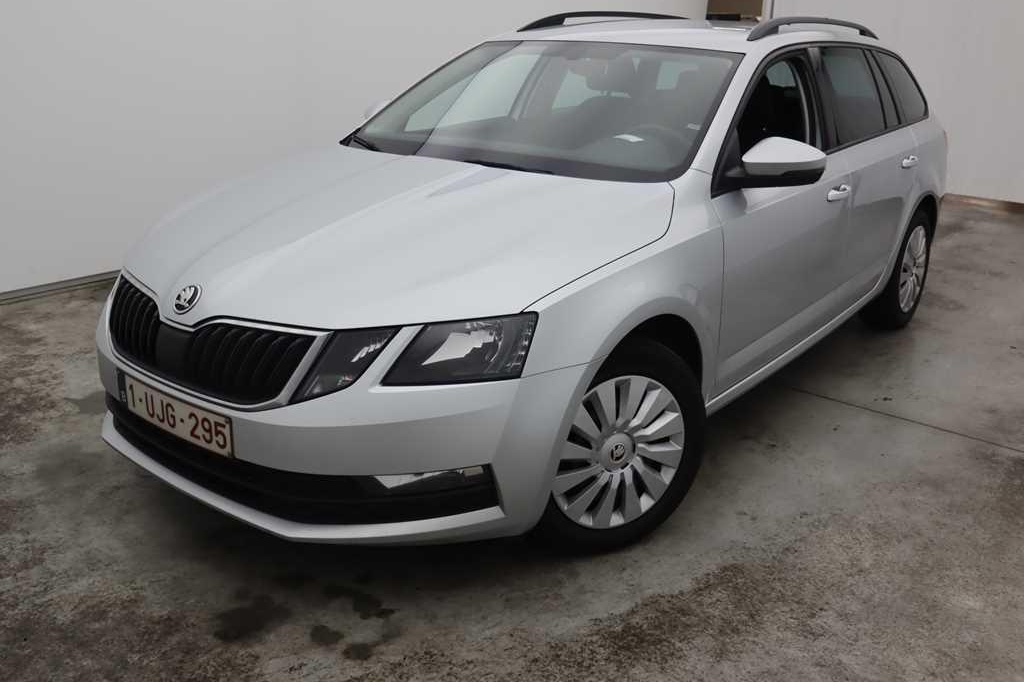 Skoda Octavia Combi 2018 фото 2