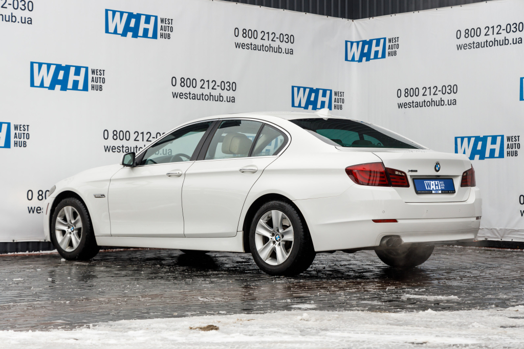 BMW 528 Xdrive 2012 фото 28