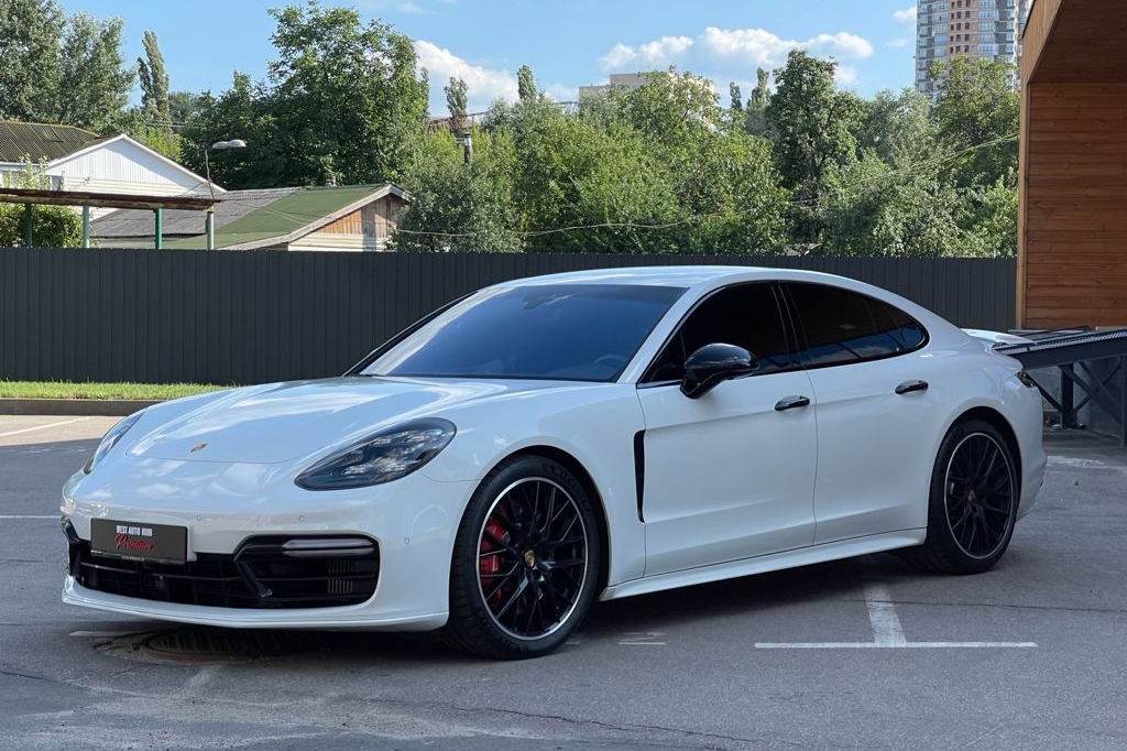 Porsche Panamera TURBO 2016 фото 14