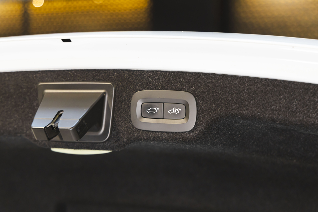 Volvo S90 2018 фото 40