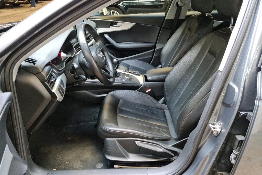 Audi A4 2017 photo 6