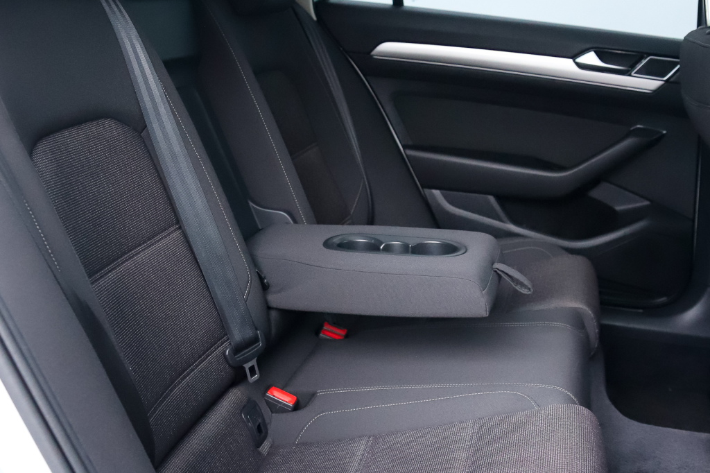 Volkswagen Passat B8 Comfortline 2015 фото 16