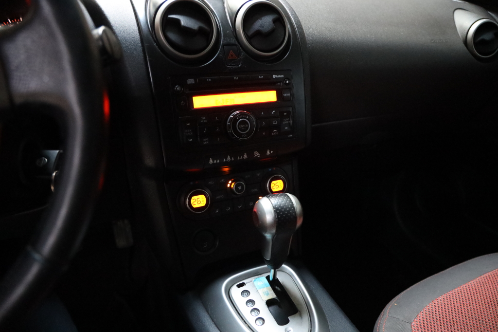 Nissan Qashqai 2008 photo 36