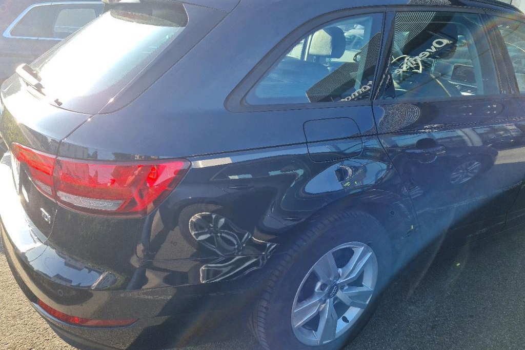 Audi A4 Avant 2016 фото 18