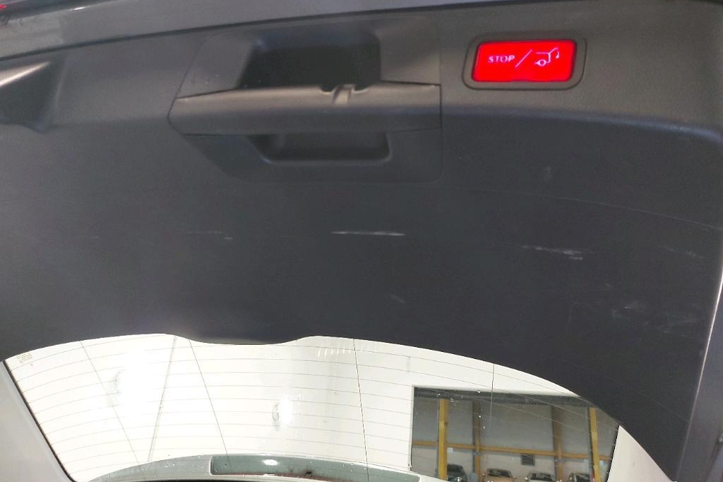 Mercedes-Benz C-Klasse 2016 photo 29