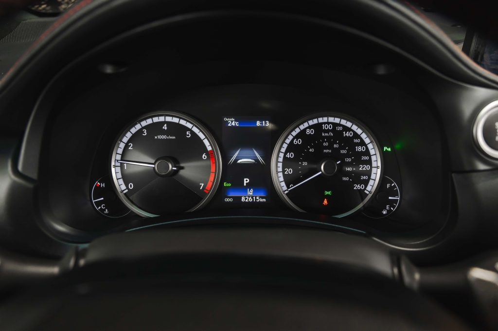 Lexus NX 300 F Sport 2018 photo 23