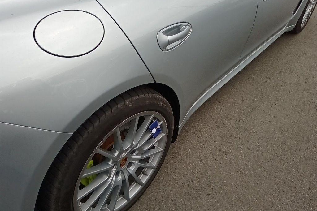 Porsche Panamera 2016 фото 21