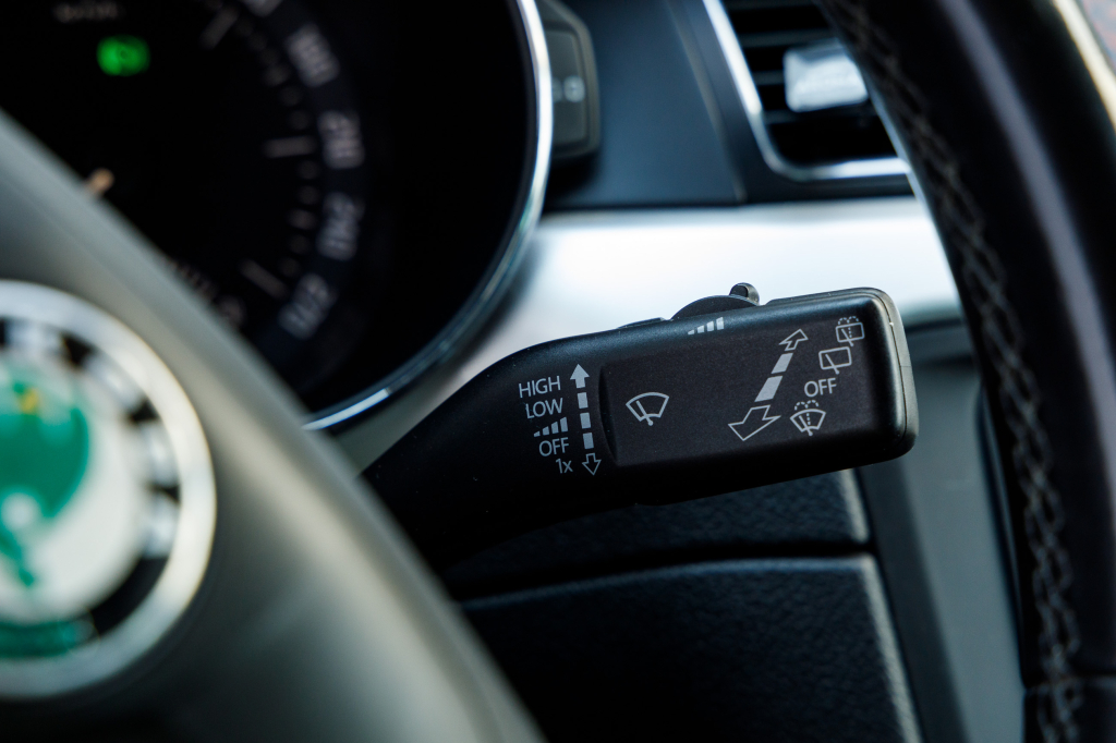 Skoda Superb 4x4 2011 фото 23