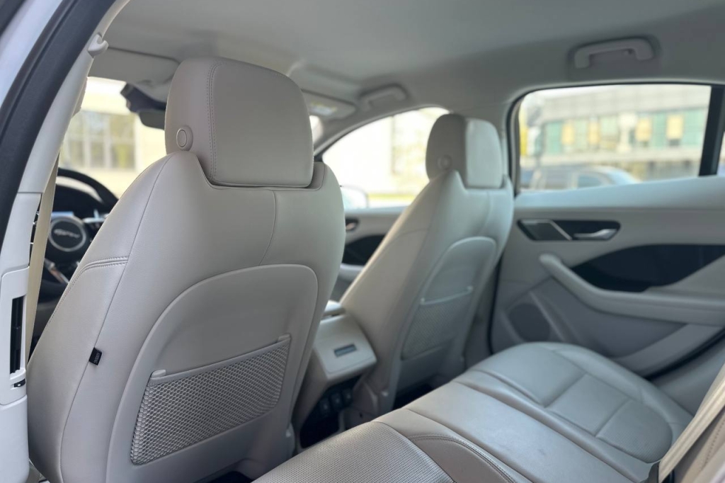 Jaguar I-Pace EV400 90kWh AWD 2018 photo 16