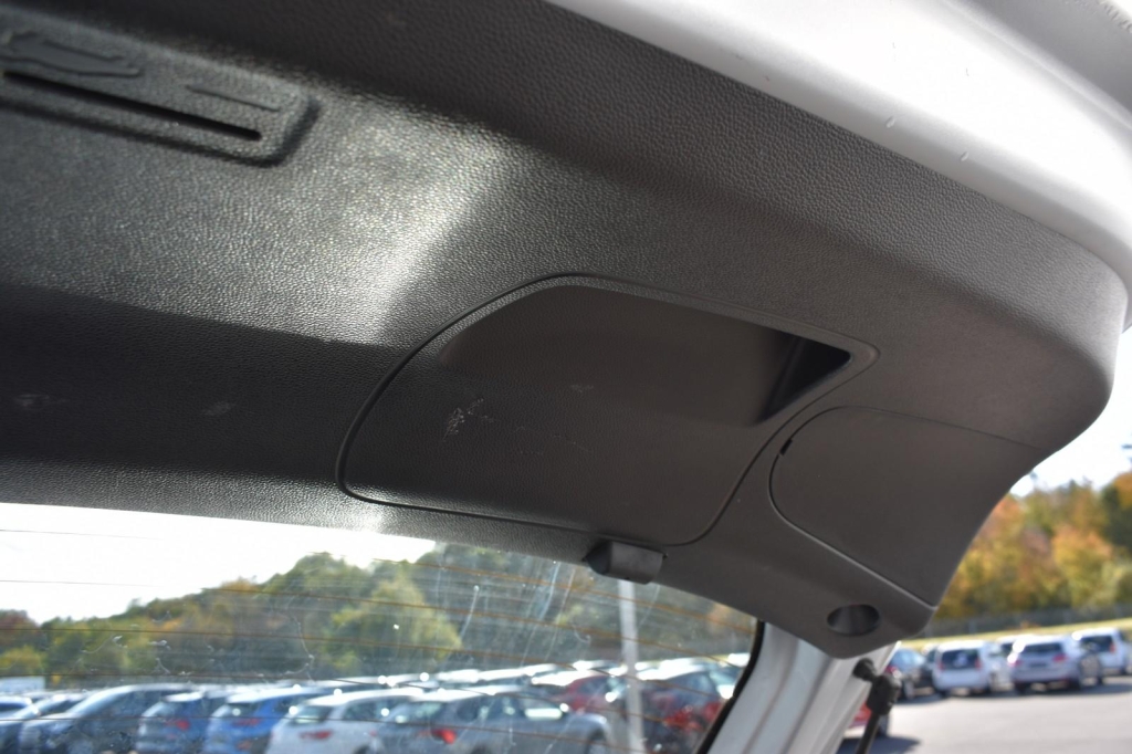 Hyundai i20 2020 photo 16