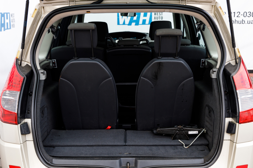 Renault Grand Scenic 2008 photo 21