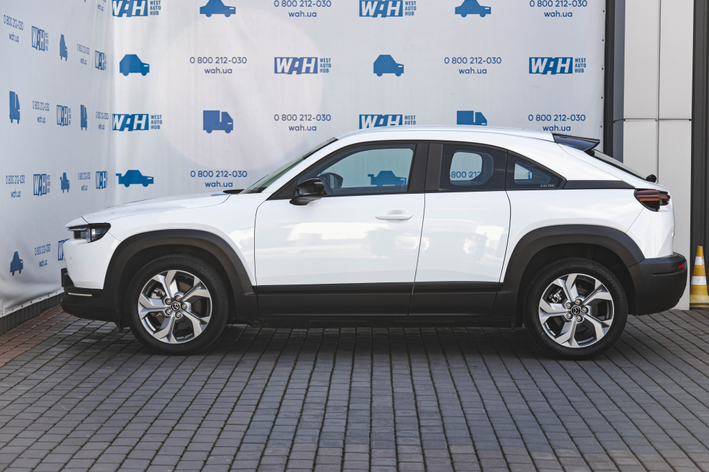 Mazda MX-30 Elecrtic 2021 фото 13