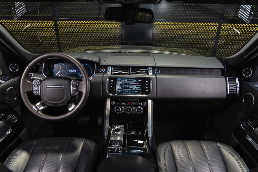 Land Rover Range Rover Vogue 2013 фото 35