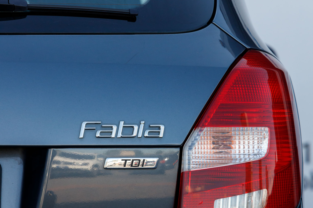 Skoda Fabia 2011 photo 6