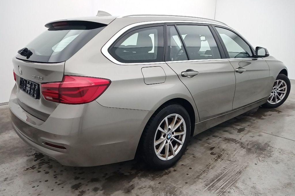 BMW 3er Touring 2017 фото 3