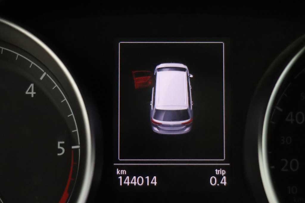 Volkswagen Touran 2015 фото 5