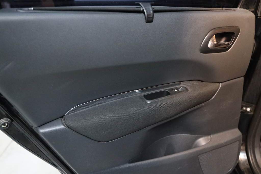 Peugeot 5008 2010 photo 12