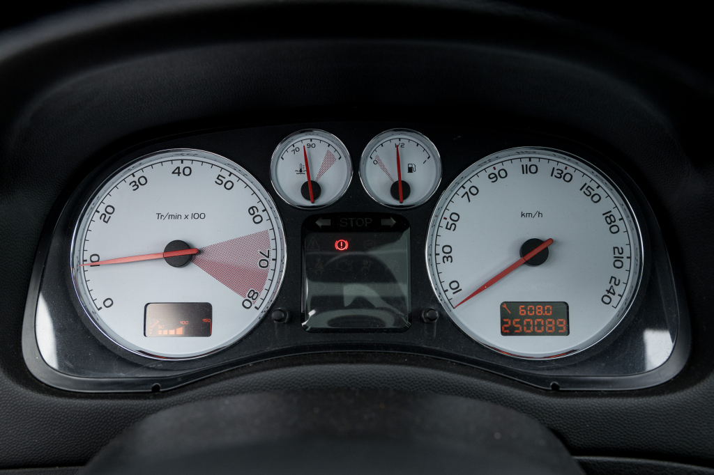 Peugeot 307 SW 2008 фото 12