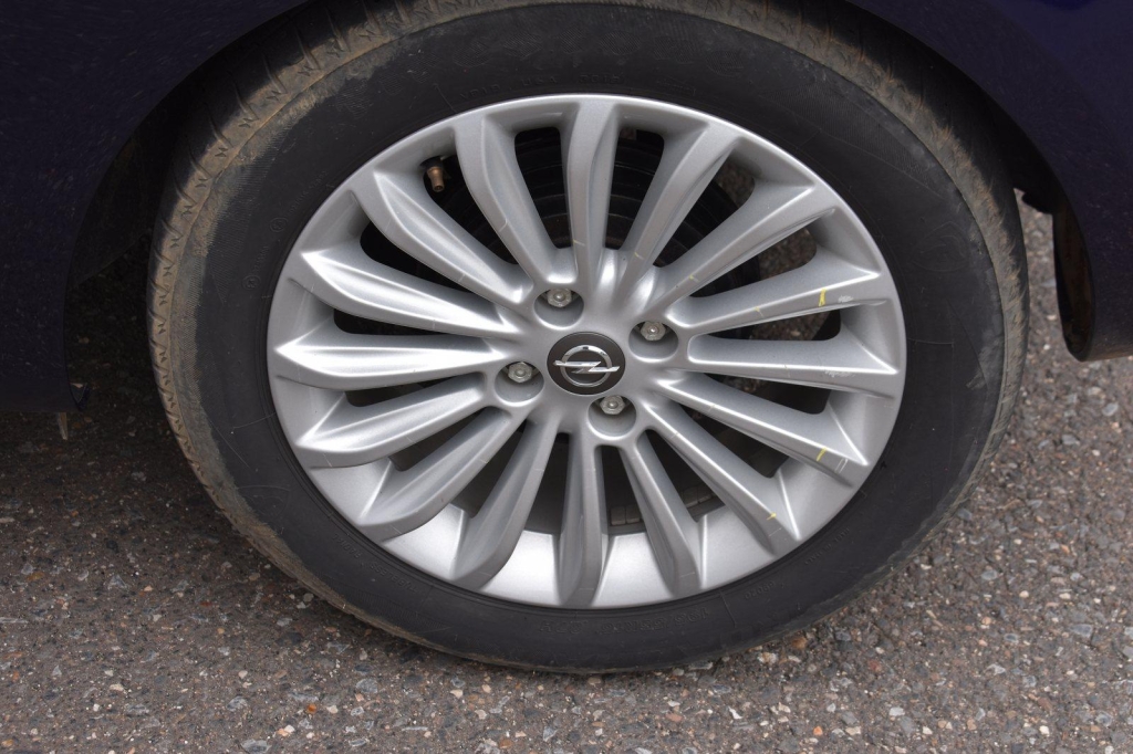 Opel Adam 2019 фото 8