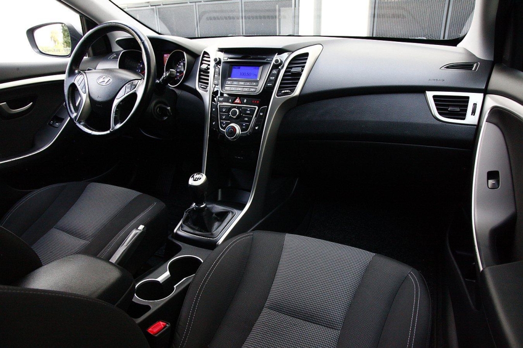Hyundai i30 2013 фото 5