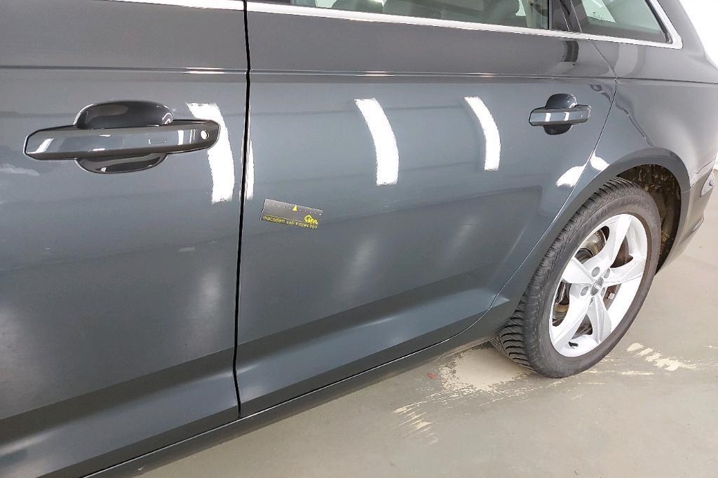 Audi A4 Avant 2019 photo 32