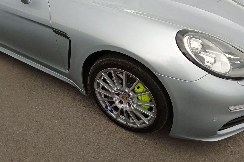 Porsche Panamera 2016 фото 23