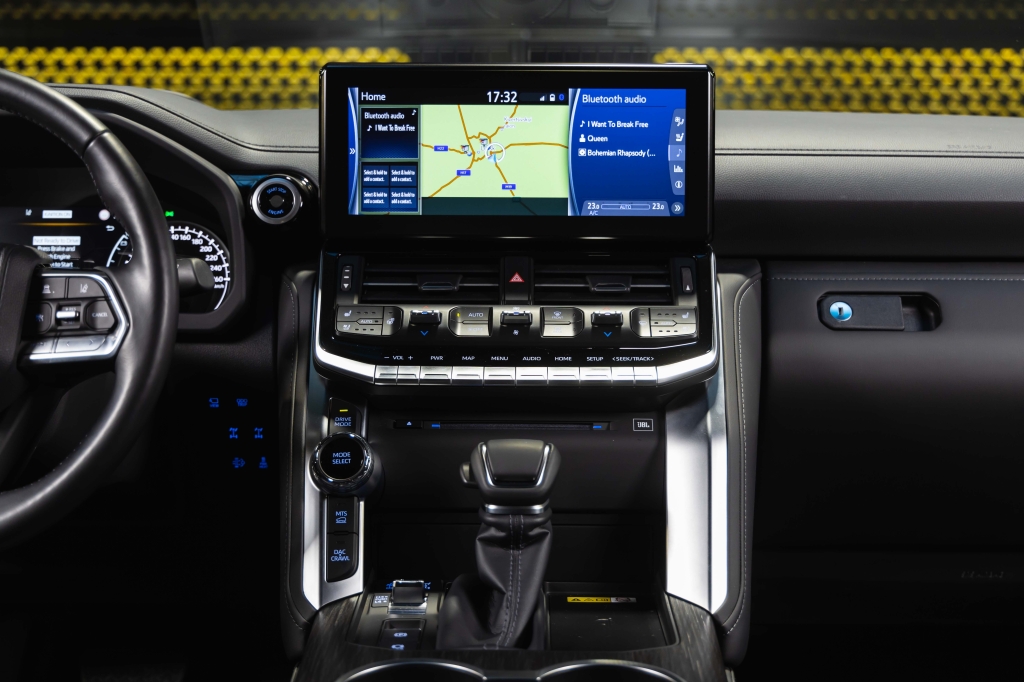 Toyota Land Cruiser GR 2023 фото 34