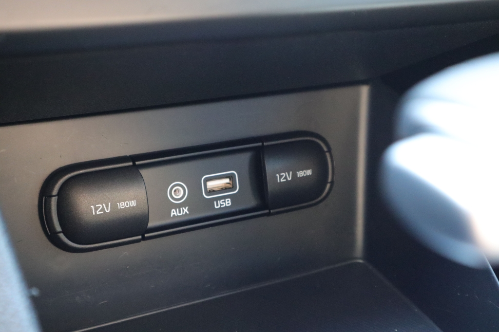 Kia Niro 2017 photo 17