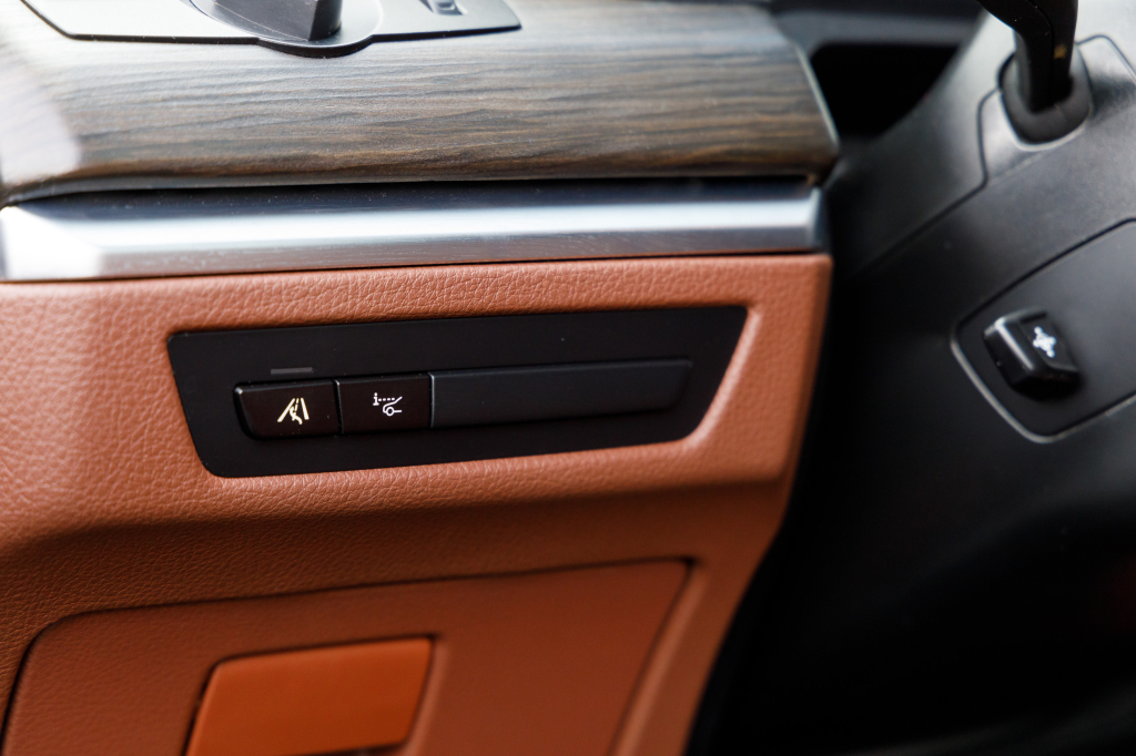 BMW 535 GT 2013 фото 28