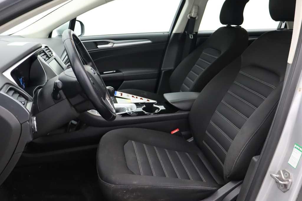 Ford Mondeo Tunier 2016 photo 6