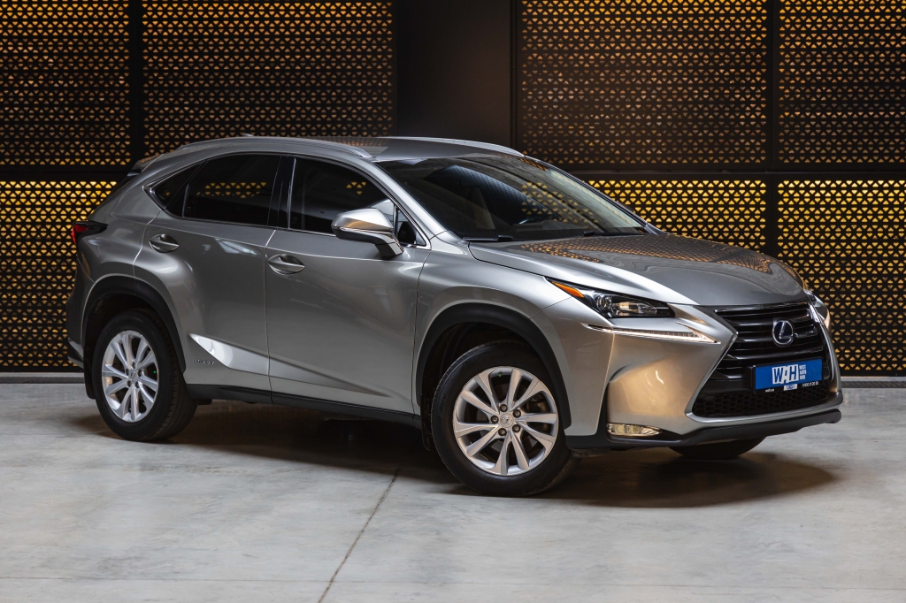 Lexus NX 300H 2016 фото 3