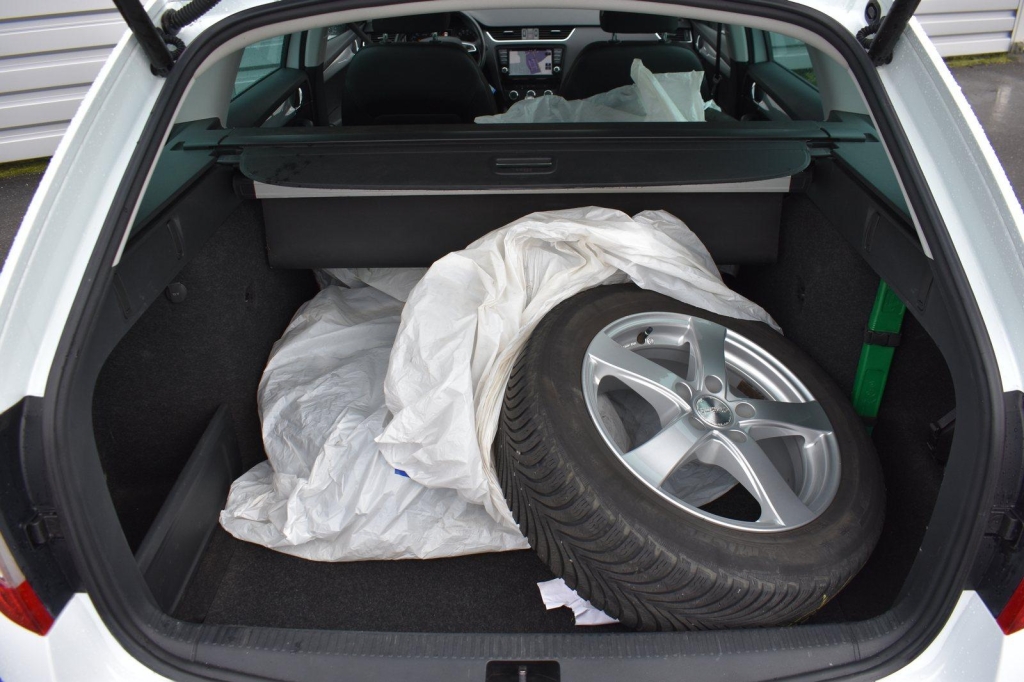 Skoda Octavia Combi 2016 фото 1